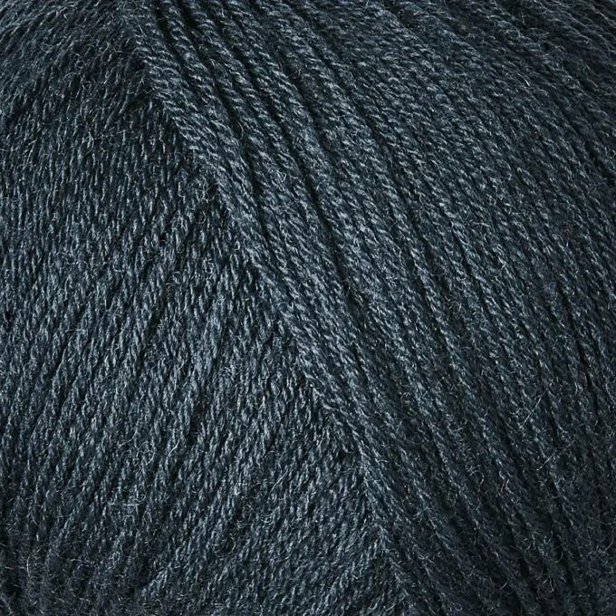 Knitting for Olive Merino Dyb Petroliumsblå
