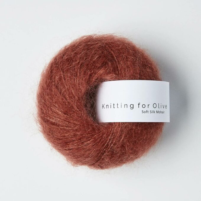 Knitting for Olive Soft Silk Mohair Støvet skovbær